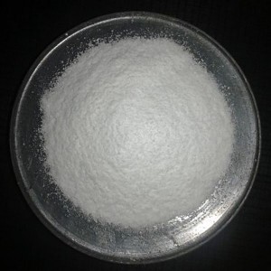 Potassium monopersulfate powder shock in SWIMMING POOL